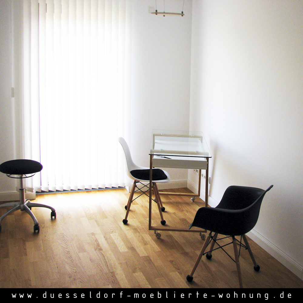 Möblierte Wohnung in Düsseldorf - Wohnzimmer